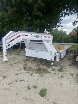 2026 East Texas 24’ Gooseneck Tilt Deck Trailer (No Ramps)