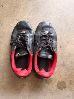 Nike Black Leather Low-Top Sneakers