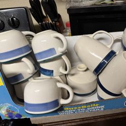 Set Of Mugs/ Glass Container