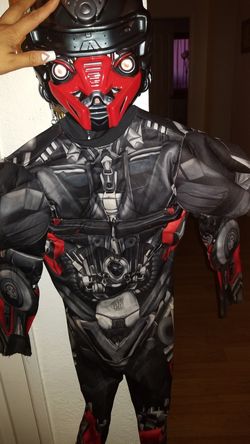Costume