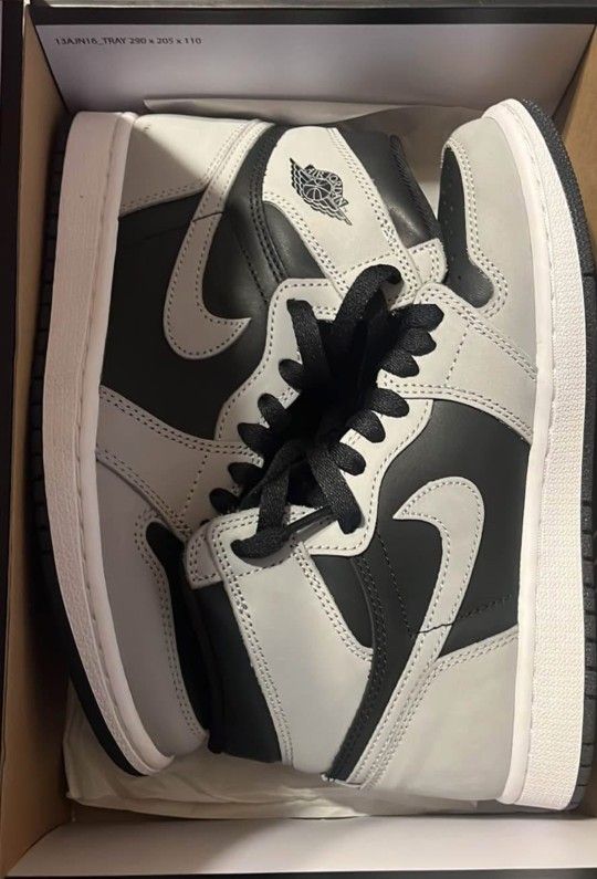 Retro Jordan 1 Shadows 2.0 Sz 7Y