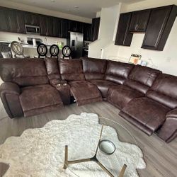 Power Reclining Sectional Couch