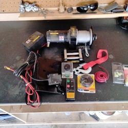 2000 Lbs Winch With Remote