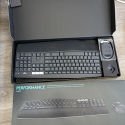 Logitech MK825 Wireless Keyboard/Mouse Combo