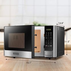 Brand New - Black + Decker Microwave (0.9 CU.FT)