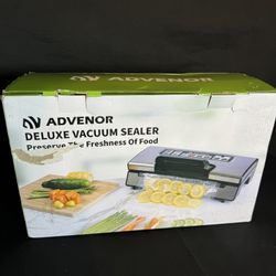 Food vacuum sealer