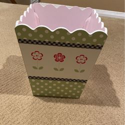 Trash Can 