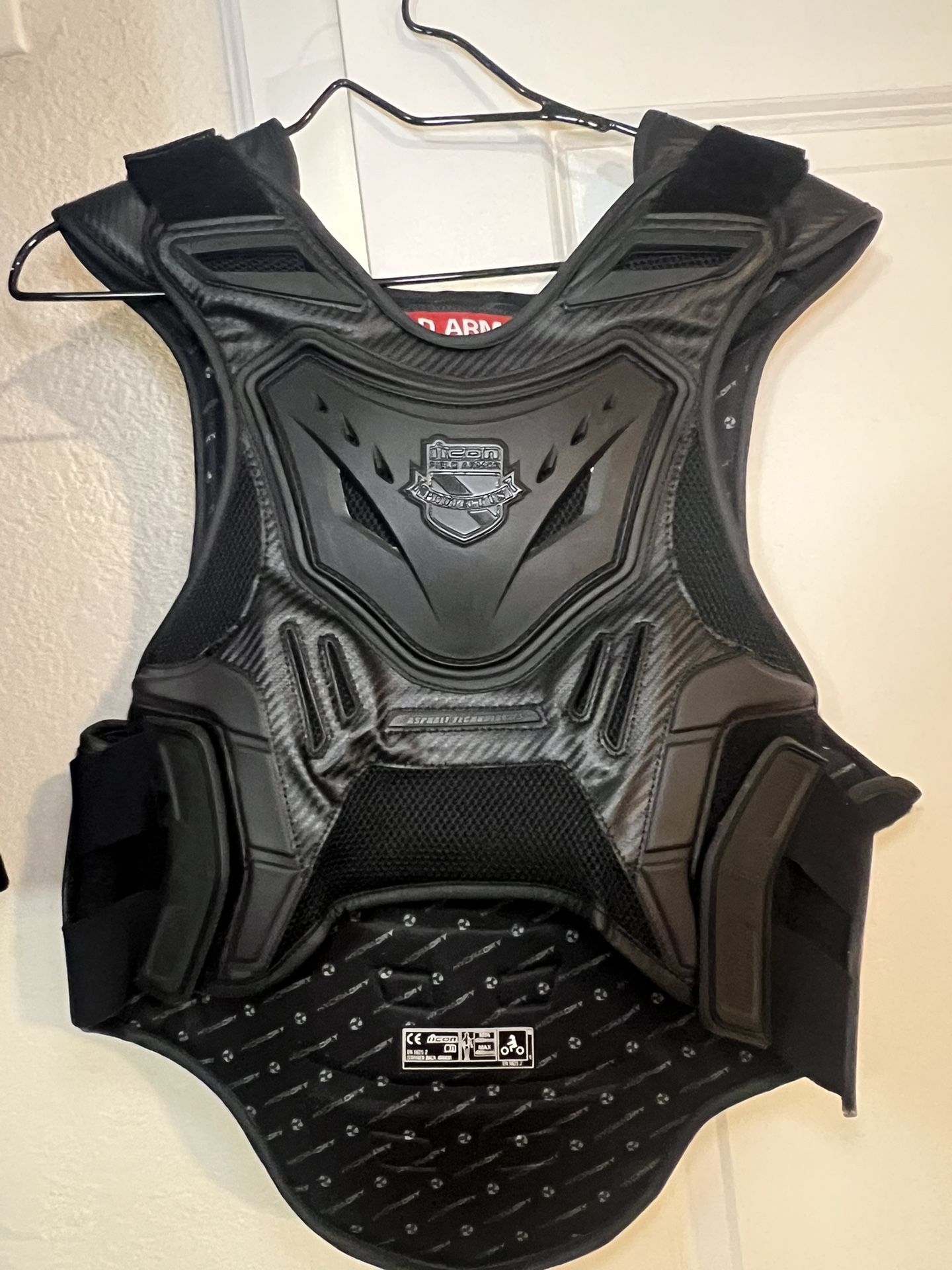 Icon Vest