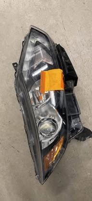 2019 NISSAN ROUGE PASSENGER SIDE HEADLIGHT