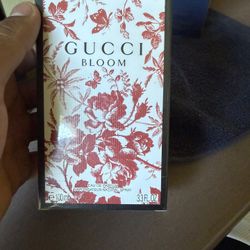 Gucci Bloom Perfume 