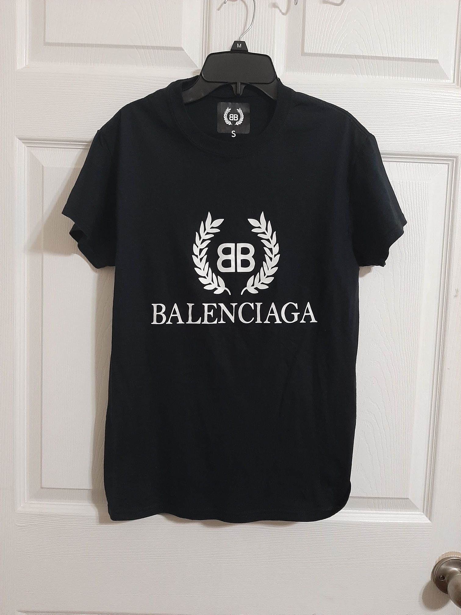 Men’s Black T-shirt Size S