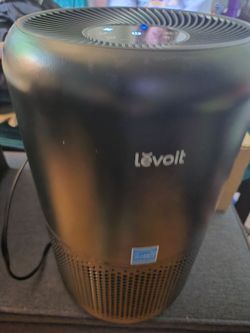 Levoit black humidifier + replacement filters