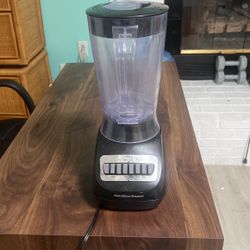 Hamilton Beach Smoothie Blender, 48 oz. Jar, 12 Blending Functions, Black, 50180F