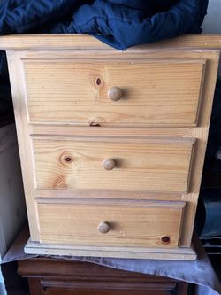 Pine Wood 3-Drawer Bedside Table