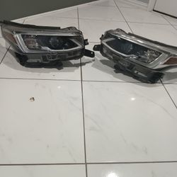 Headlights Para Subaru Outback 2021.2022