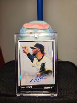 Paul Skenes Drift Autograph Baseball Card /10