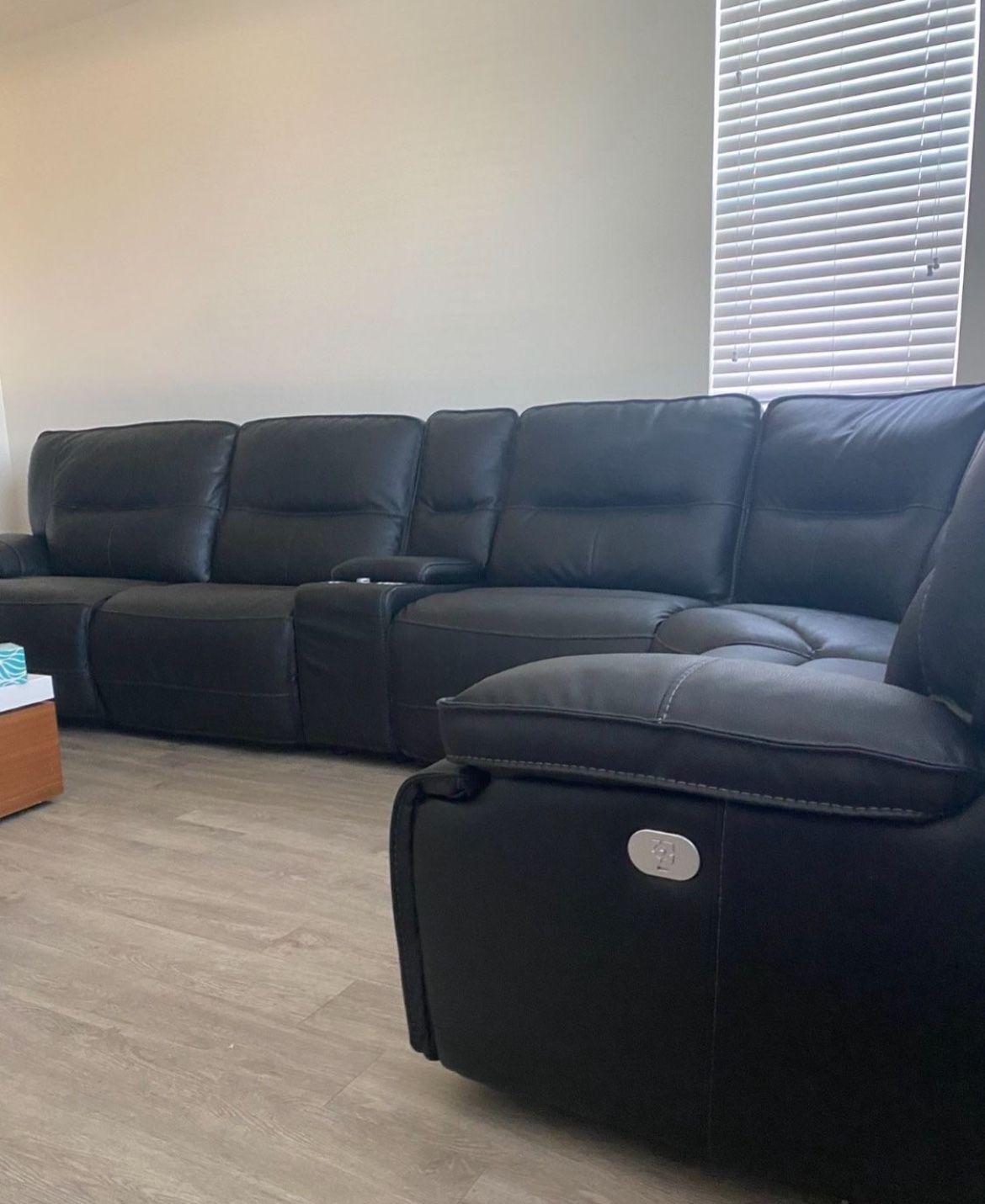 Black Sectional Entertainment Couch 