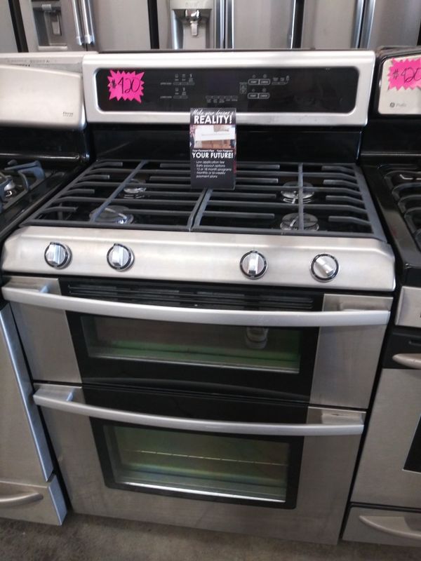 WHIRLPOOL DOUBLE OVEN GAS STOVE for Sale in La Verne, CA OfferUp