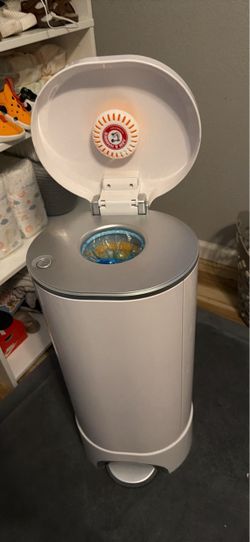 Diaper pail  FREE