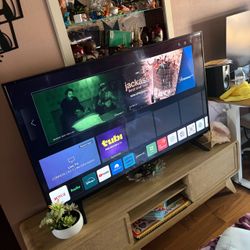 LG 55” Smart TV 55UP7000PUA