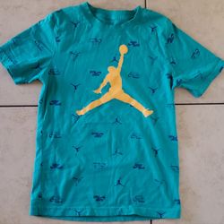 Jordan Boy Shirt. Size M 8/10