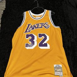 Men's Los Angeles Lakers Magic Johnson Mitchell & Ness Gold 1984/85 Hardwood Classics Swingman Jersey