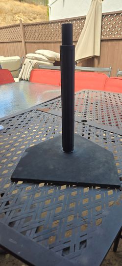 Rubber batting tee