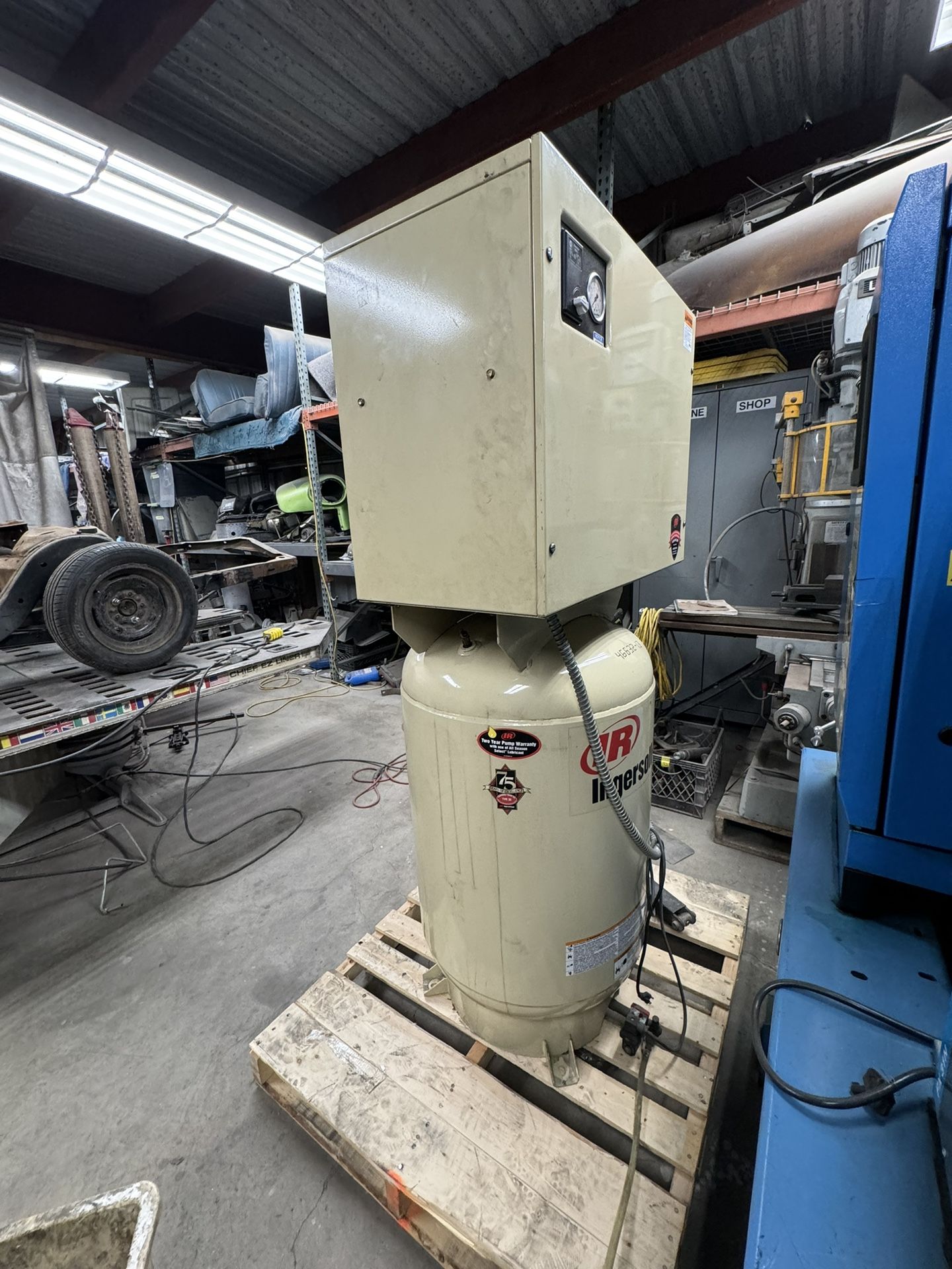 Ingresol-Rand Compressor 68 Gallon