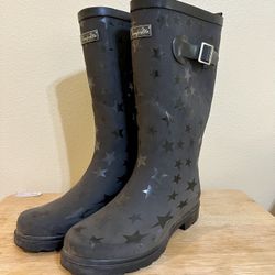 Rain Boots Size 7