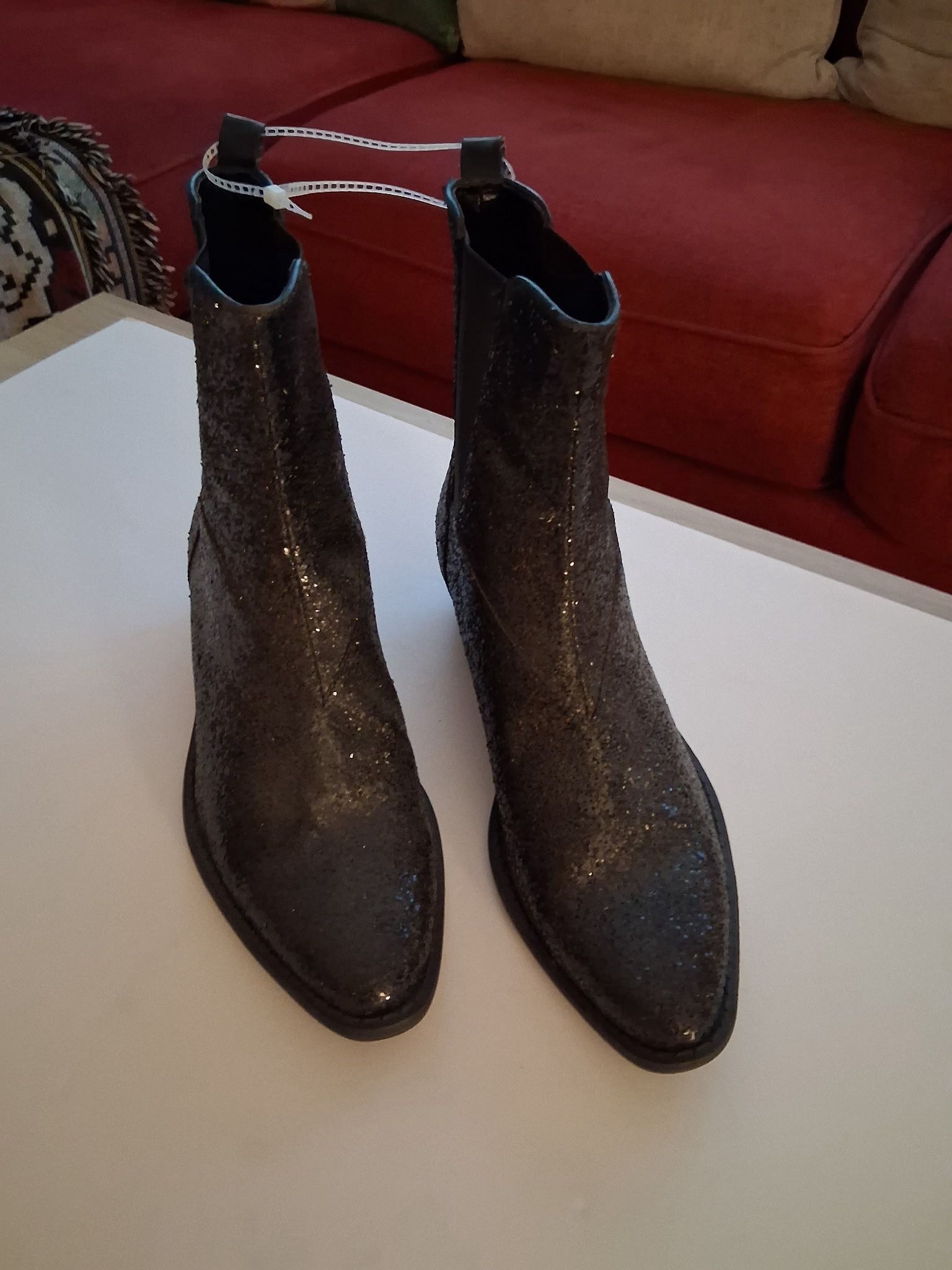 Katy Perry The Ziggy Black Glitter Ankle BootsSize 8