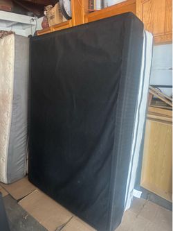 Black 9 inch full-size boxspring