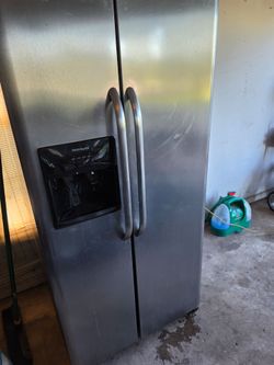 Frigidaire Stainless Steel Double Door Refrigerator and Freezer with Water and Ice Maker