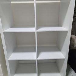 Bookshelf (Cube Organizer)