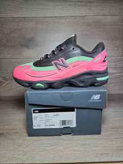 New Balance 1000 Shoes Watermelon Pink Green Size 5.5 Youth / 7 Womens Brand New