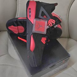Jordan 4 Retro 