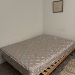 Full size bed