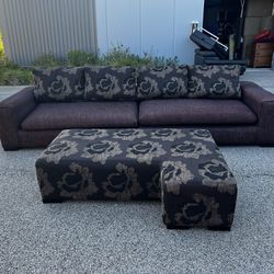 Beautiful Floral Purple and Black Sectional Couch with Ottoman! 🚚 ***Free Delivery***   