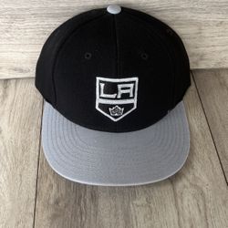 Los Angeles Kings Snapback Hat$35