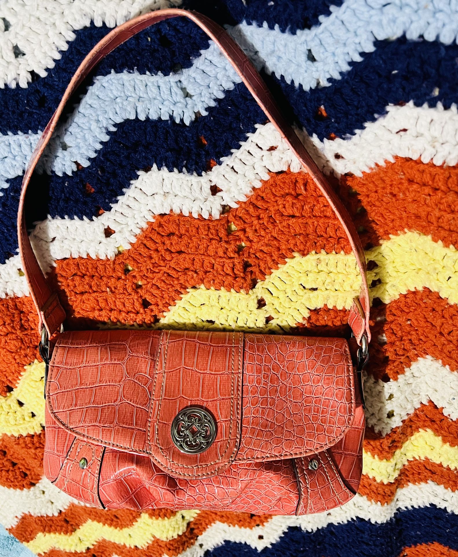 Nice Women’s purse size small only $10