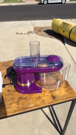 Electric slicer mandolin