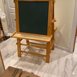 Kids Solid Wood Arts And Crafts Easel