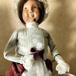 Byers Choice Mrs. Fezziwig 2000 Charles Dickens A Christmas Carol Series Signed, Tagged and Numbered