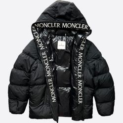 Moncler Montcla Puffer Jacket 