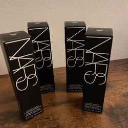 NARS/ Estée Lauder Foundation