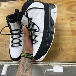 Air Jordan 9 Size 9