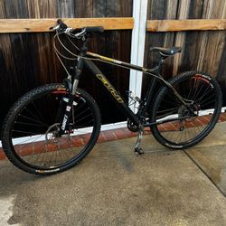 Fuji Tahoe Comp 29er (2009) 