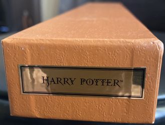 The Wizarding World of Harry Potter Universal Studios Harry potter Interactive wand