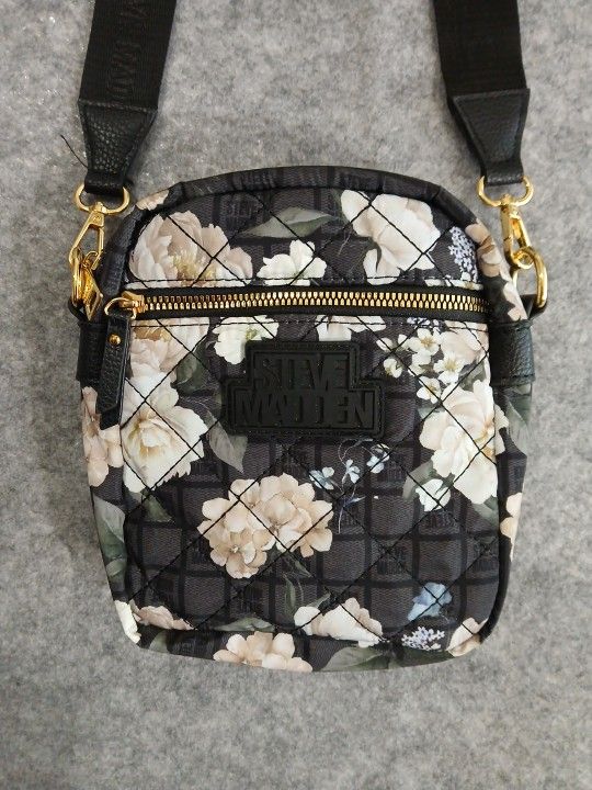 Steve Madden Crossbody Purse Floral Quilted Removeable Strap