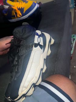 UNDER ARMOUR BASEBALL CLEATS