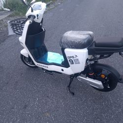 Electric Scooter & 40mph & 6 Hour & Street Legal 